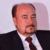 Photo de Gustavo Larrea Cabrera